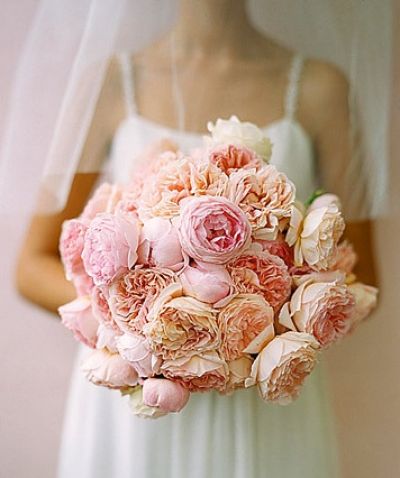 wedding bouquet pink roses